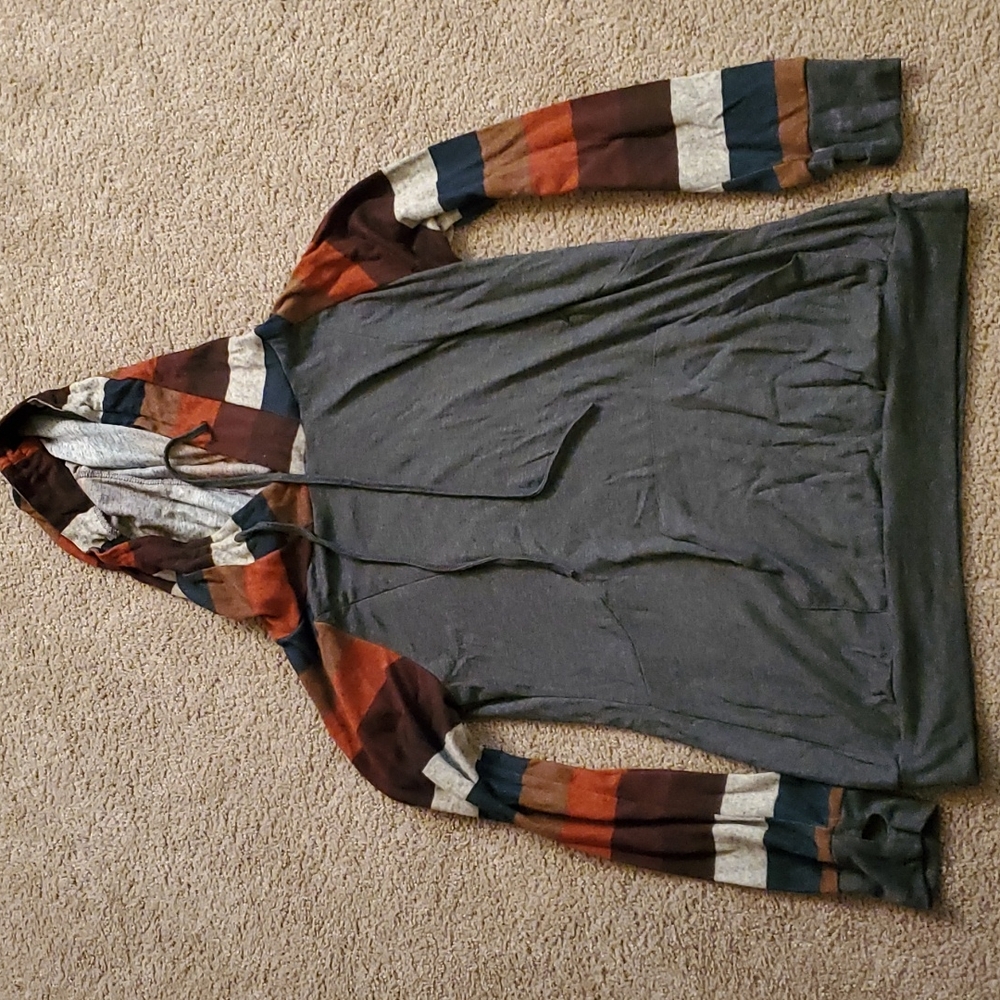 Nursing sweatshirt